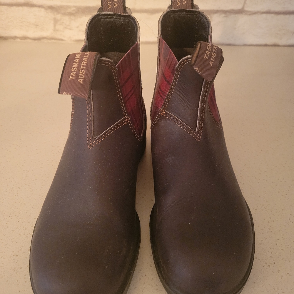 Blundstone